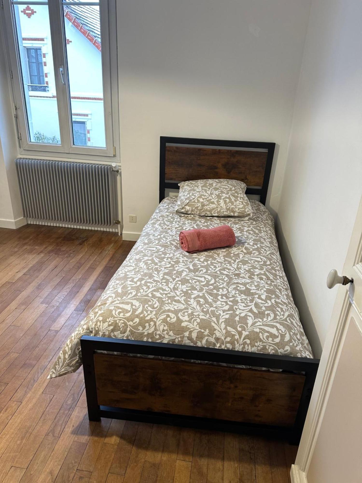 Maison Nombreux Couchages, 13 Lits, 3 Sdb, Exterieur Бурж Екстериор снимка
